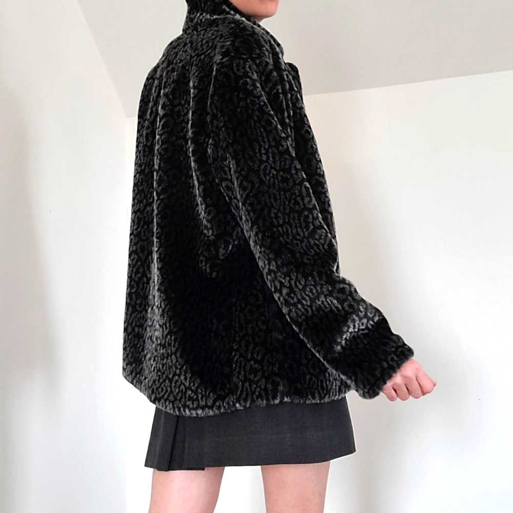 VINTAGE - Leopard print faux fur jacket